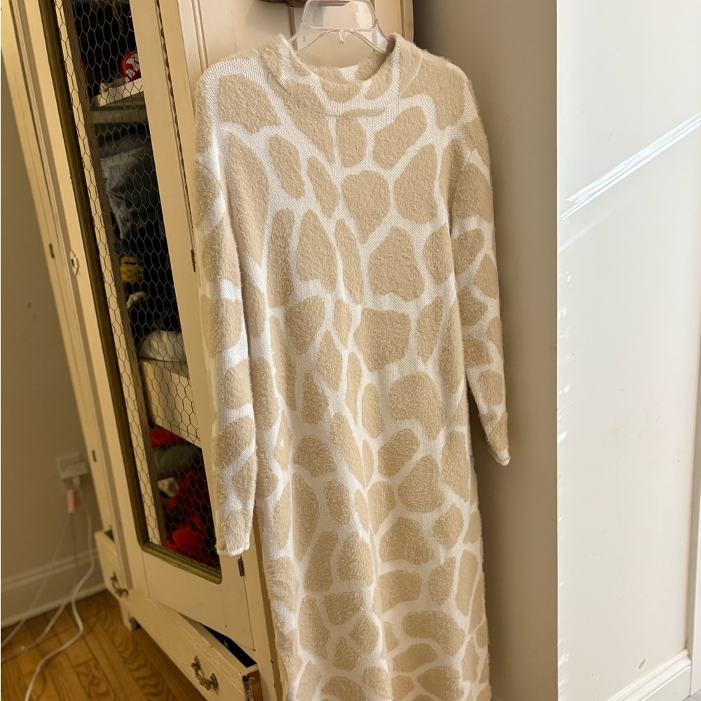 Caslon Cream and Tan Knit Sweater